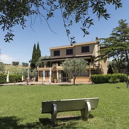 Bed & Breakfast La Corte Degli Ulivi Civitavecchia